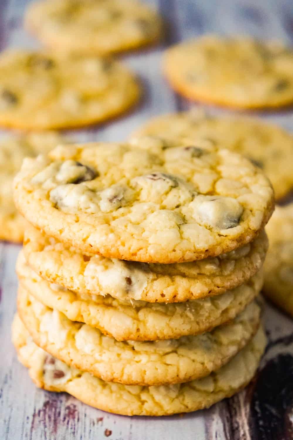 Cake Mix Chocolate Chip Cookies are a quick and easy cookie recipe. These tasty cookies are made with yellow cake mix and loaded with milk chocolate chips.