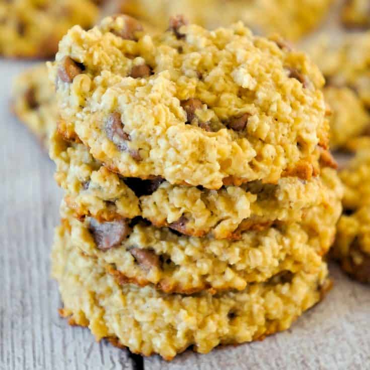 Banana Oatmeal Cookies are an easy flourless cookie recipe. These chewy oatmeal cookies are loaded with milk chocolate chips.