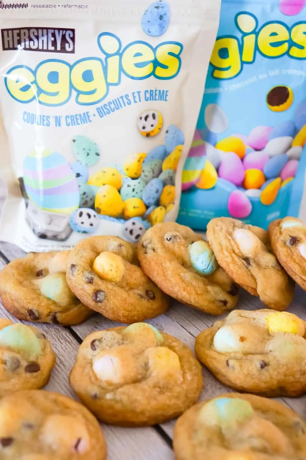 Easter Cookies are delicious chocolate chip cookies loaded with milk chocolate and cookies and cream Hershey's Eggies. These chewy chocolate chip cookies with mini eggs are made with butter flavoured Crisco.