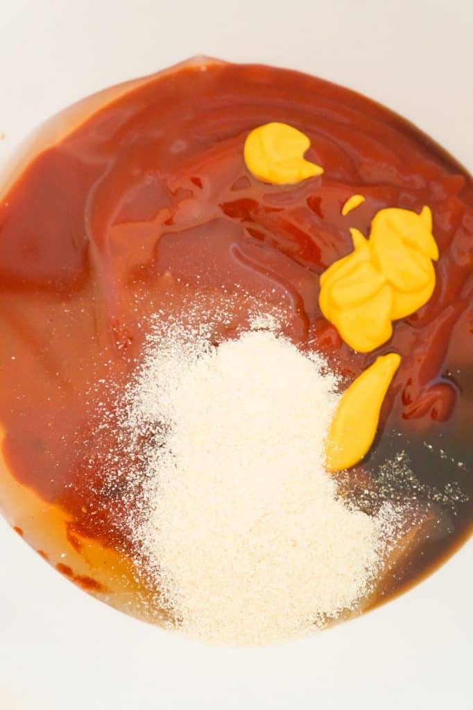 ketchup, honey, mustard, onion powder and Worcestershire in a mixing bowl