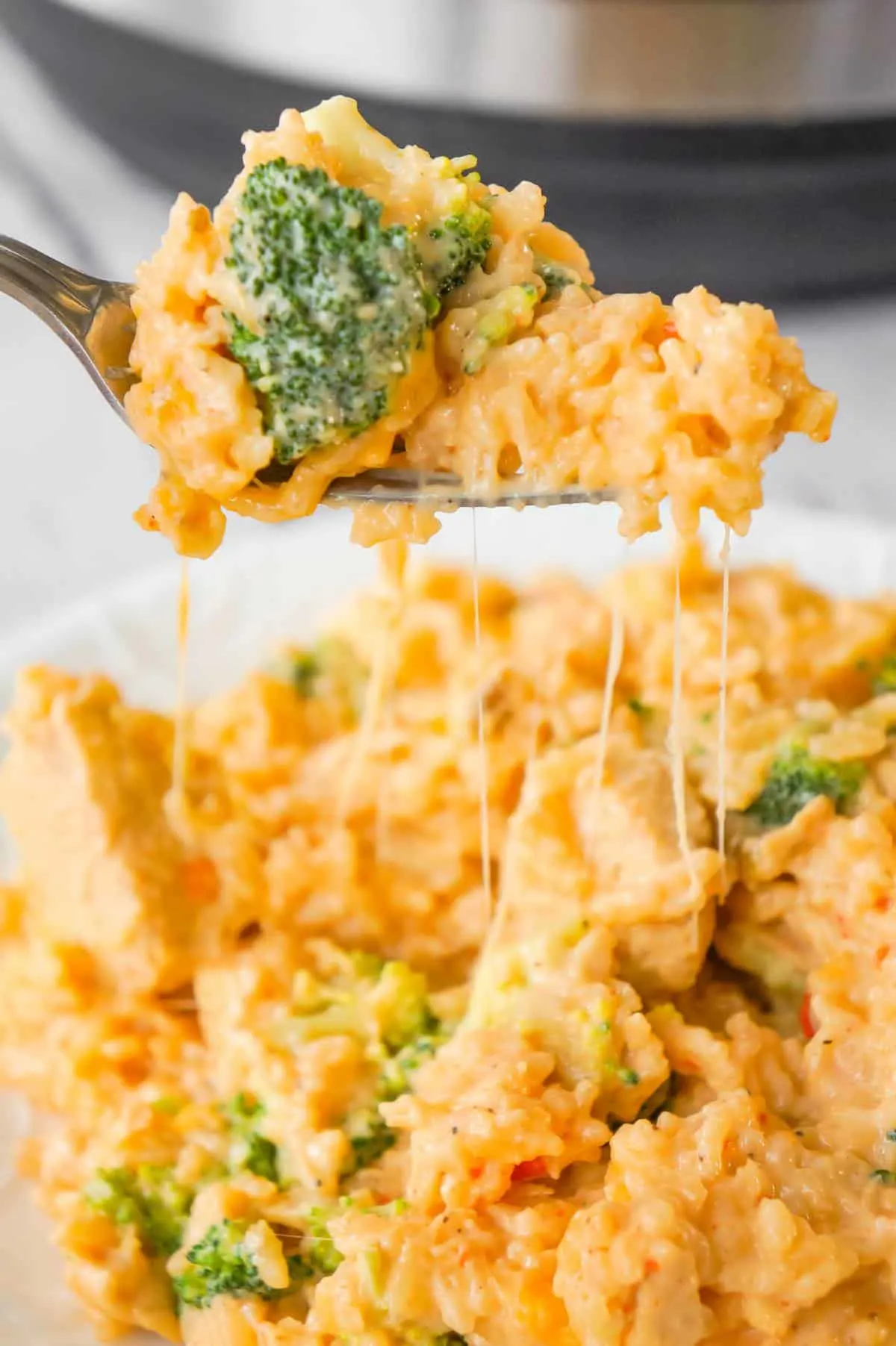 Instant Pot Cheesy Broccoli Chicken and Rice