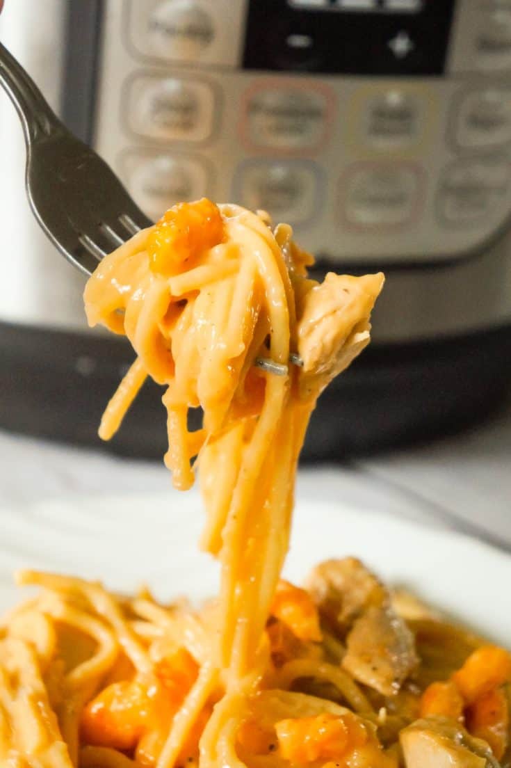 Instant Pot Cheesy Chicken Spaghetti THIS IS NOT DIET FOOD
