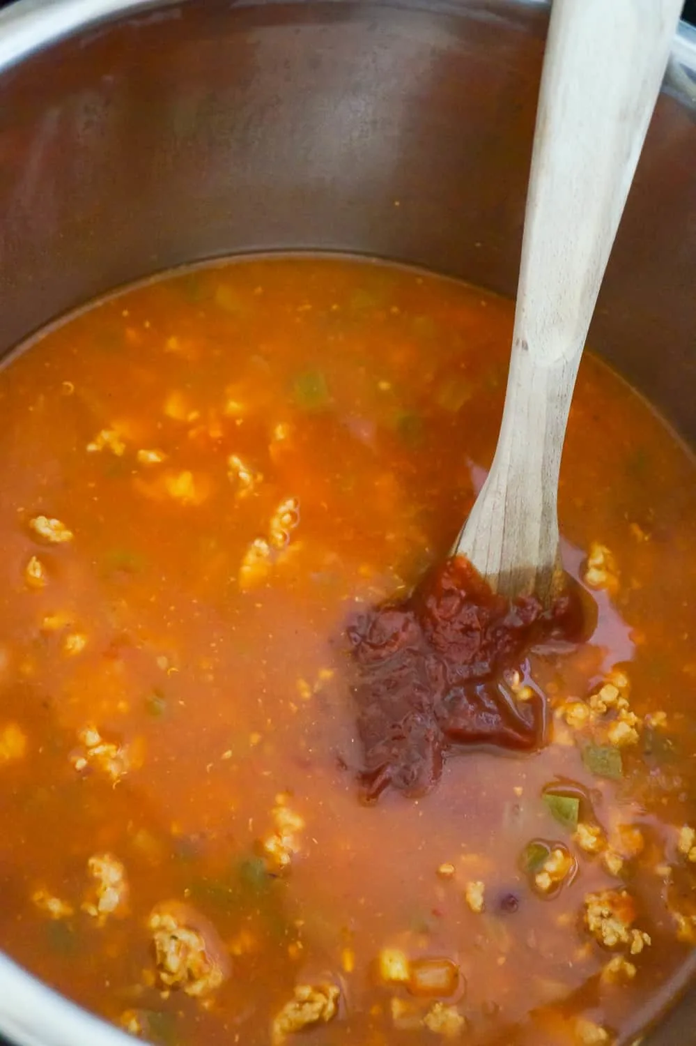 chili sauce added to ground turkey chili