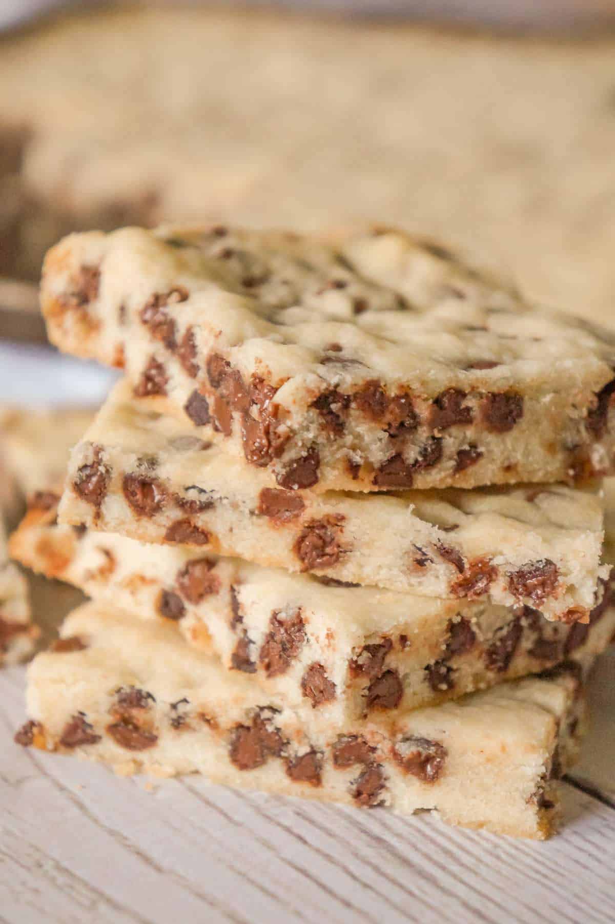 Chocolate Chip Shortbread Cookie Bars are an easy cookie bar recipe perfect for Christmas or any other occasion.