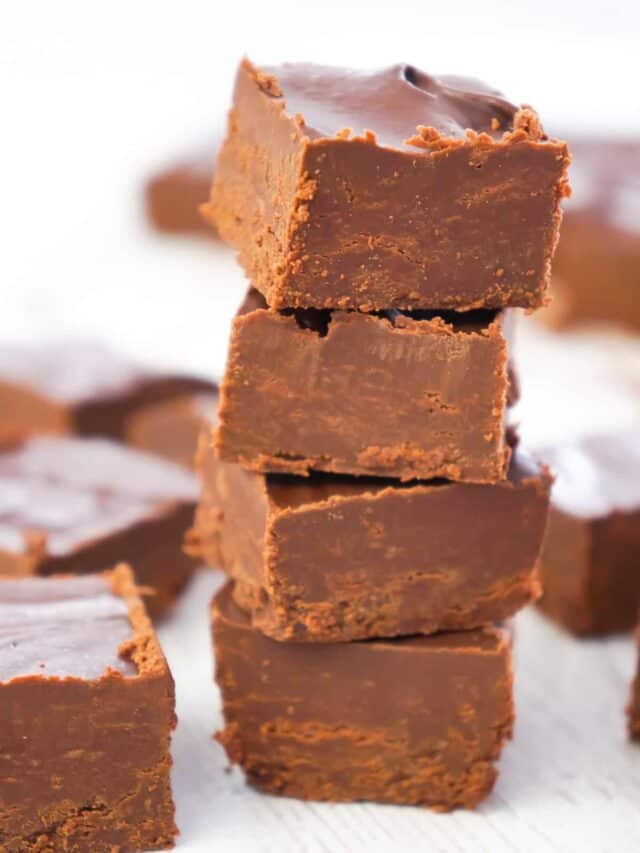 Easy Chocolate Fudge Recipe - THIS IS NOT DIET FOOD