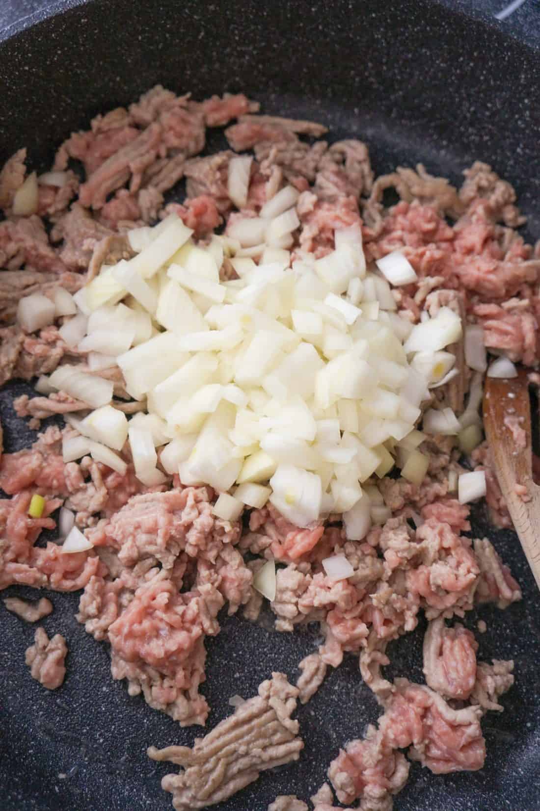 Honey Garlic Chicken Sloppy Joes THIS IS NOT DIET FOOD