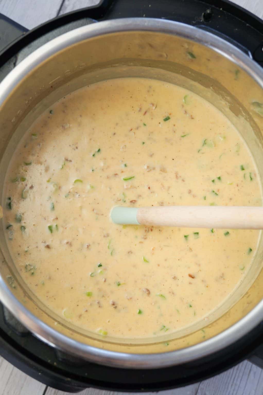 Instant Pot Bacon Cheeseburger Soup with Potatoes THIS IS NOT DIET FOOD