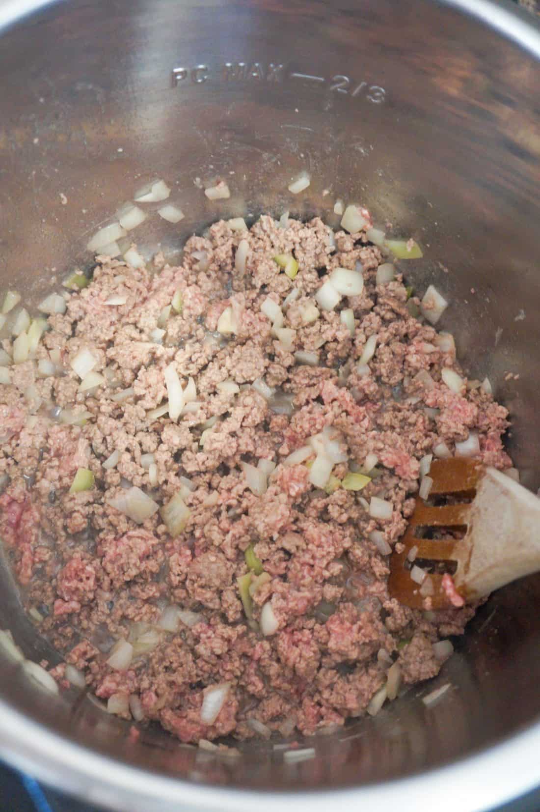 Instant Pot Bacon Cheeseburger Soup with Potatoes THIS IS NOT DIET FOOD