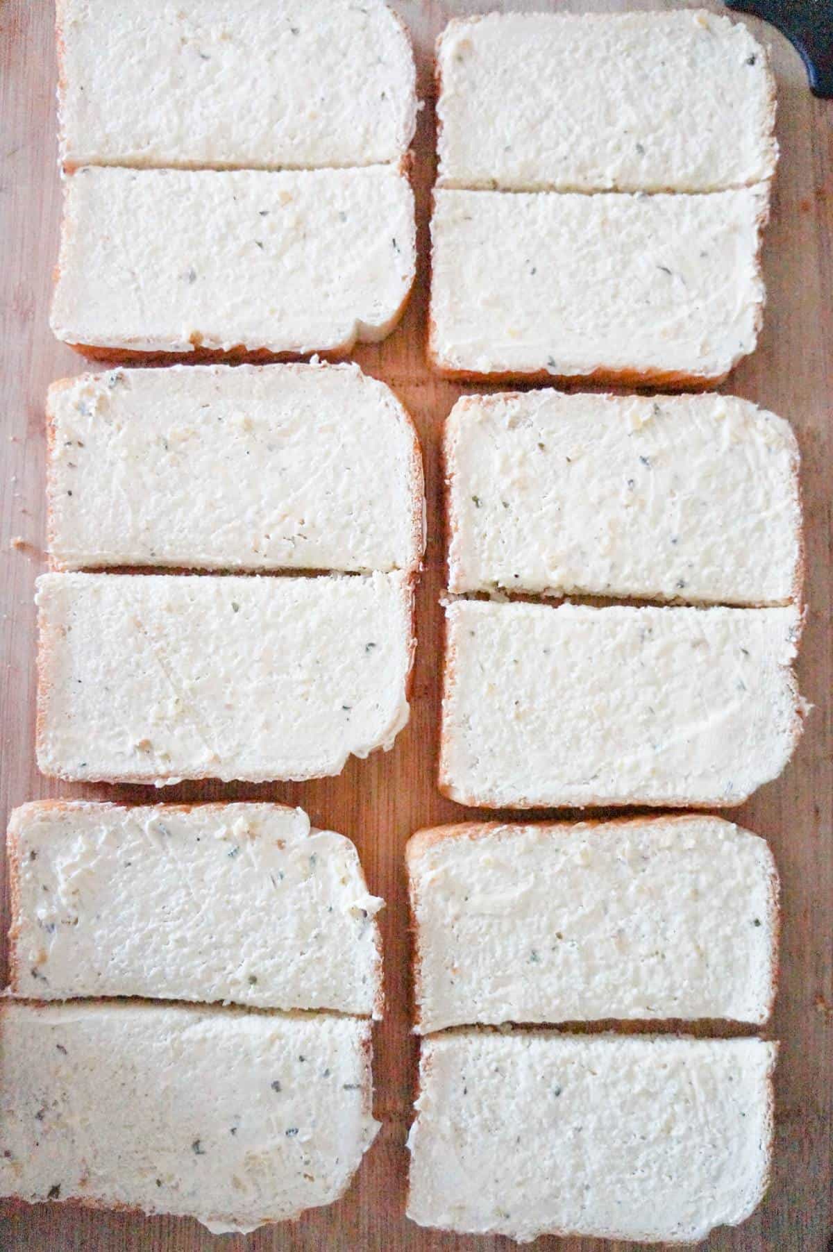 slices of bread on a cutting board