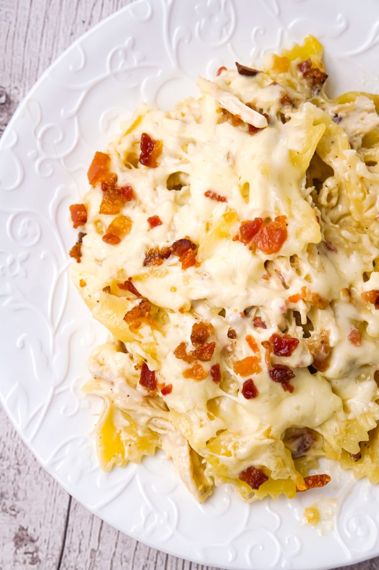 Baked Chicken Alfredo Pasta with Bacon - THIS IS NOT DIET FOOD