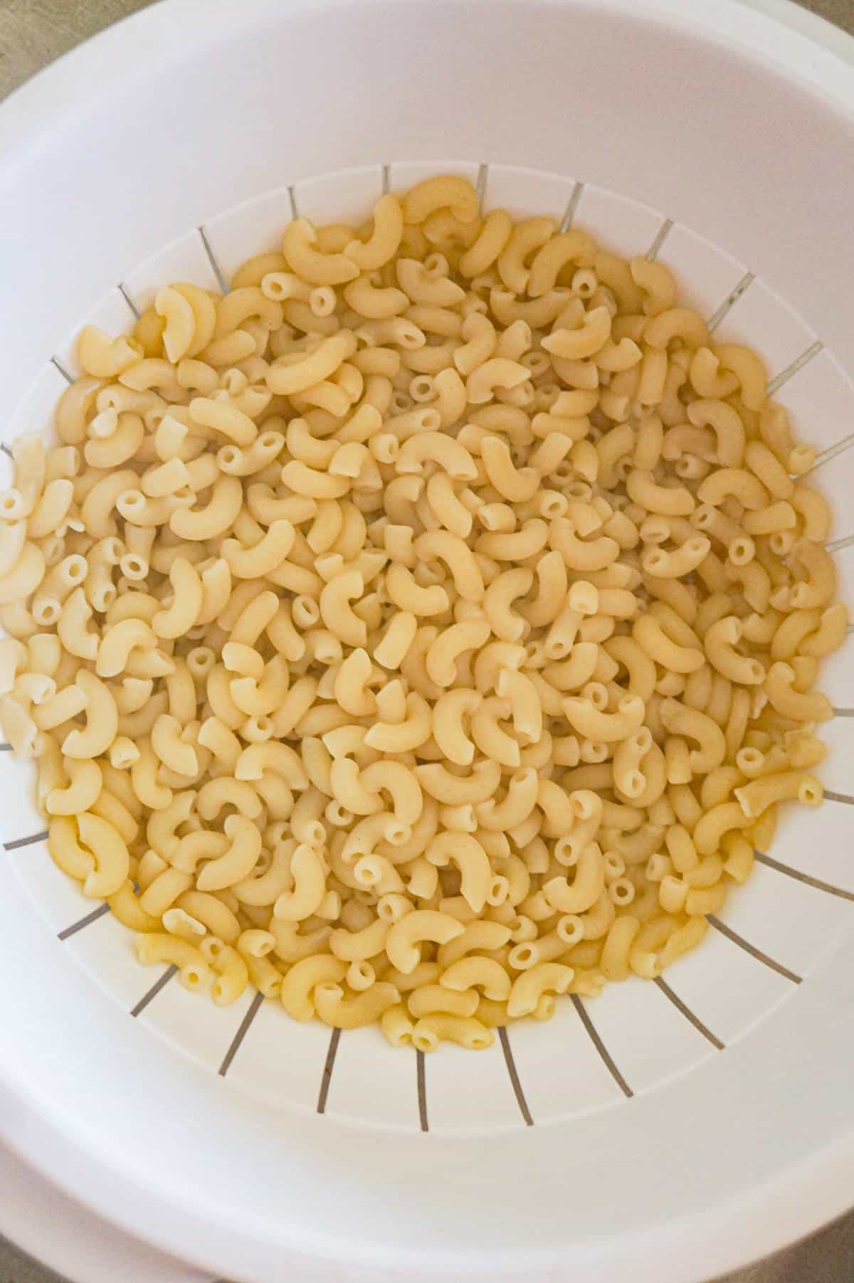 cooked macaroni in a colander