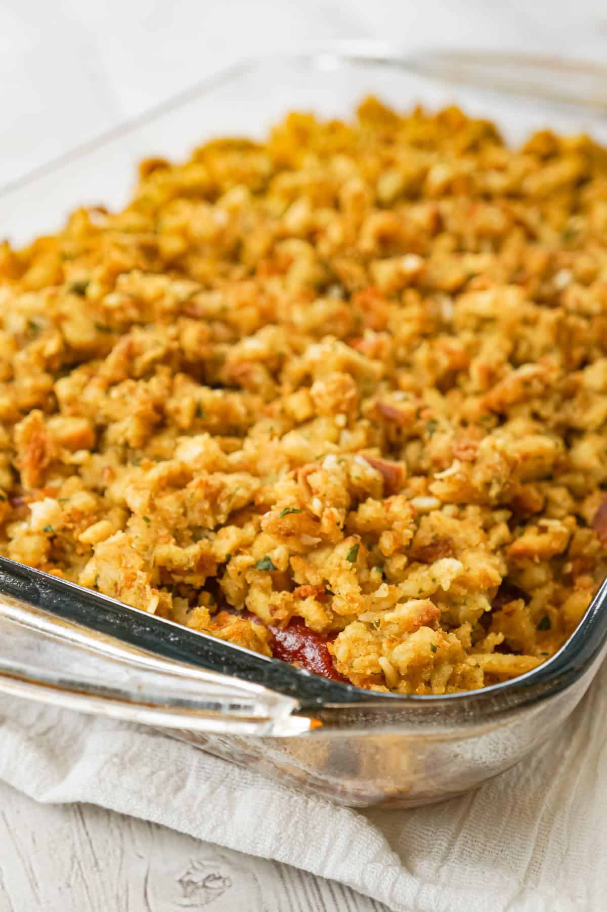 Meatloaf and Stuffing Casserole is an easy ground beef dinner recipe with a meatloaf base topped with stove top stuffing.