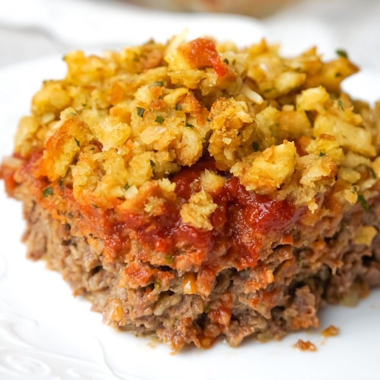 Meatloaf and Stuffing Casserole is an easy ground beef dinner recipe with a meatloaf base topped with stove top stuffing.