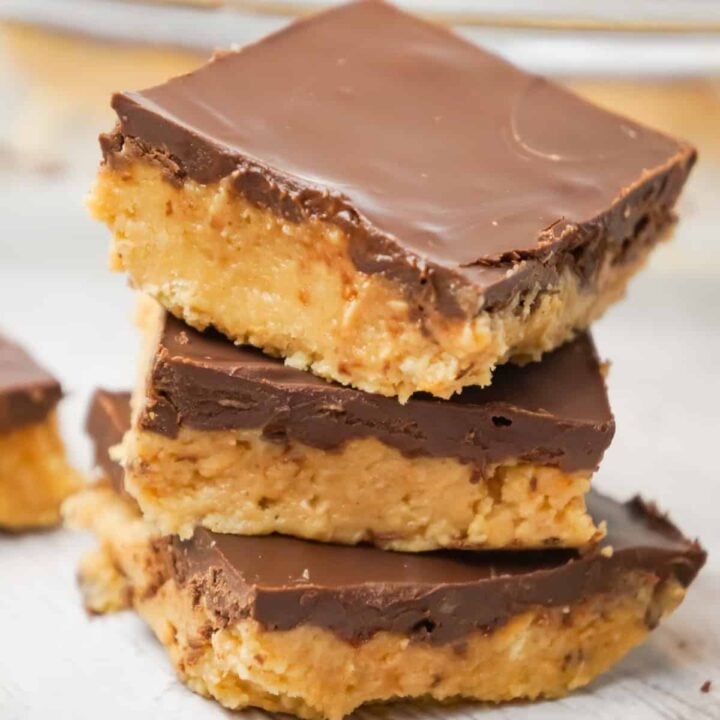 No Bake Peanut Butter Bars are tasty treats with a peanut butter and Ritz cracker crumb base and topped with chocolate.