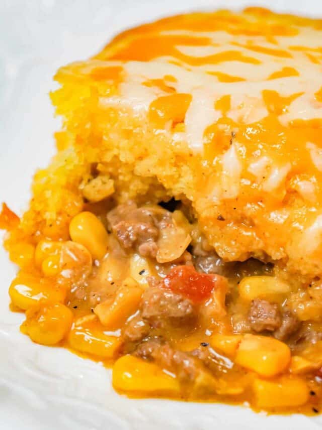 Mexican Cornbread Casserole is an easy ground beef dinner recipe loaded with corn, Rotel diced tomatoes and green chilies, taco seasoning and shredded cheese all topped with Jiffy cornbread.
