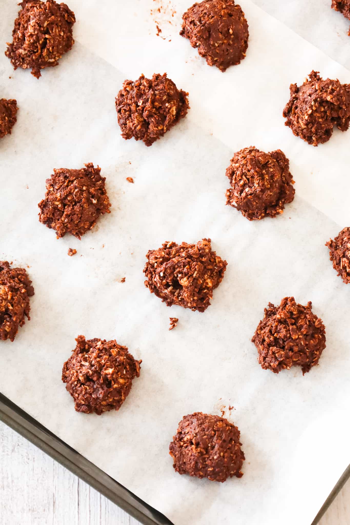 Haystack Cookies are easy no bake cookies loaded with quick oats, shredded coconut, melted chocolate and peanut butter.