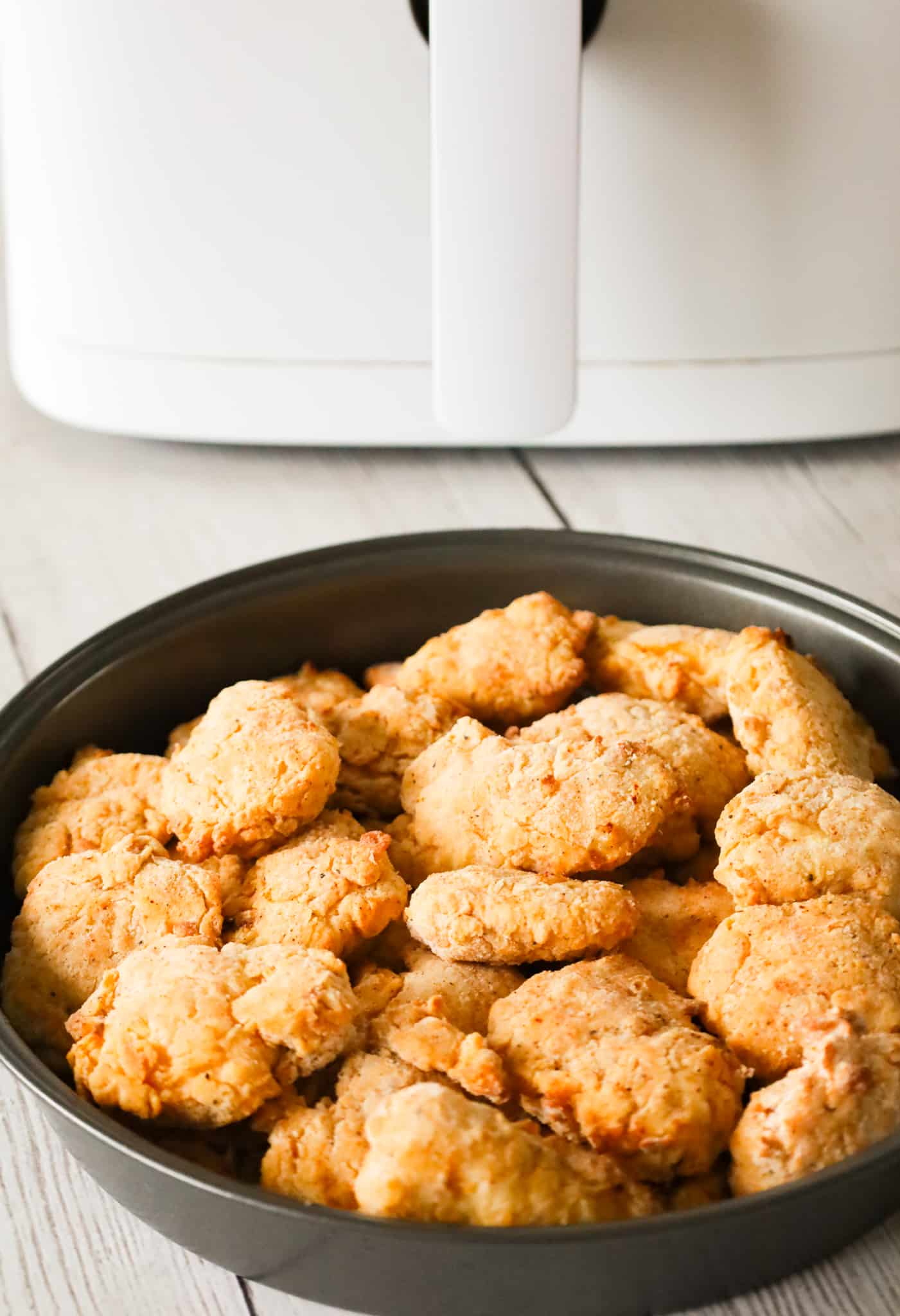 Air Fryer Chicken Nuggets are crispy buttermilk chicken breast chunks with tons of flavour.