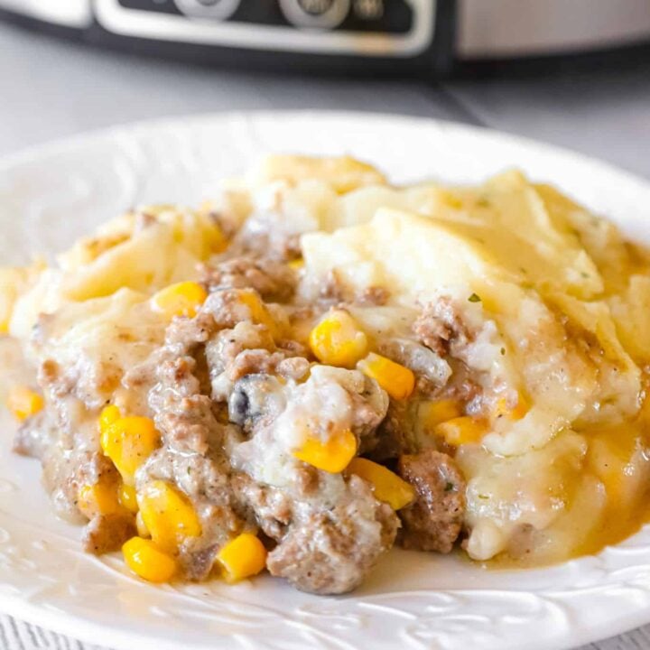 Crock Pot Shepherd's Pie is an easy slow cooker ground beef dinner recipe loaded with corn, cream of mushroom soup and mashed potatoes.