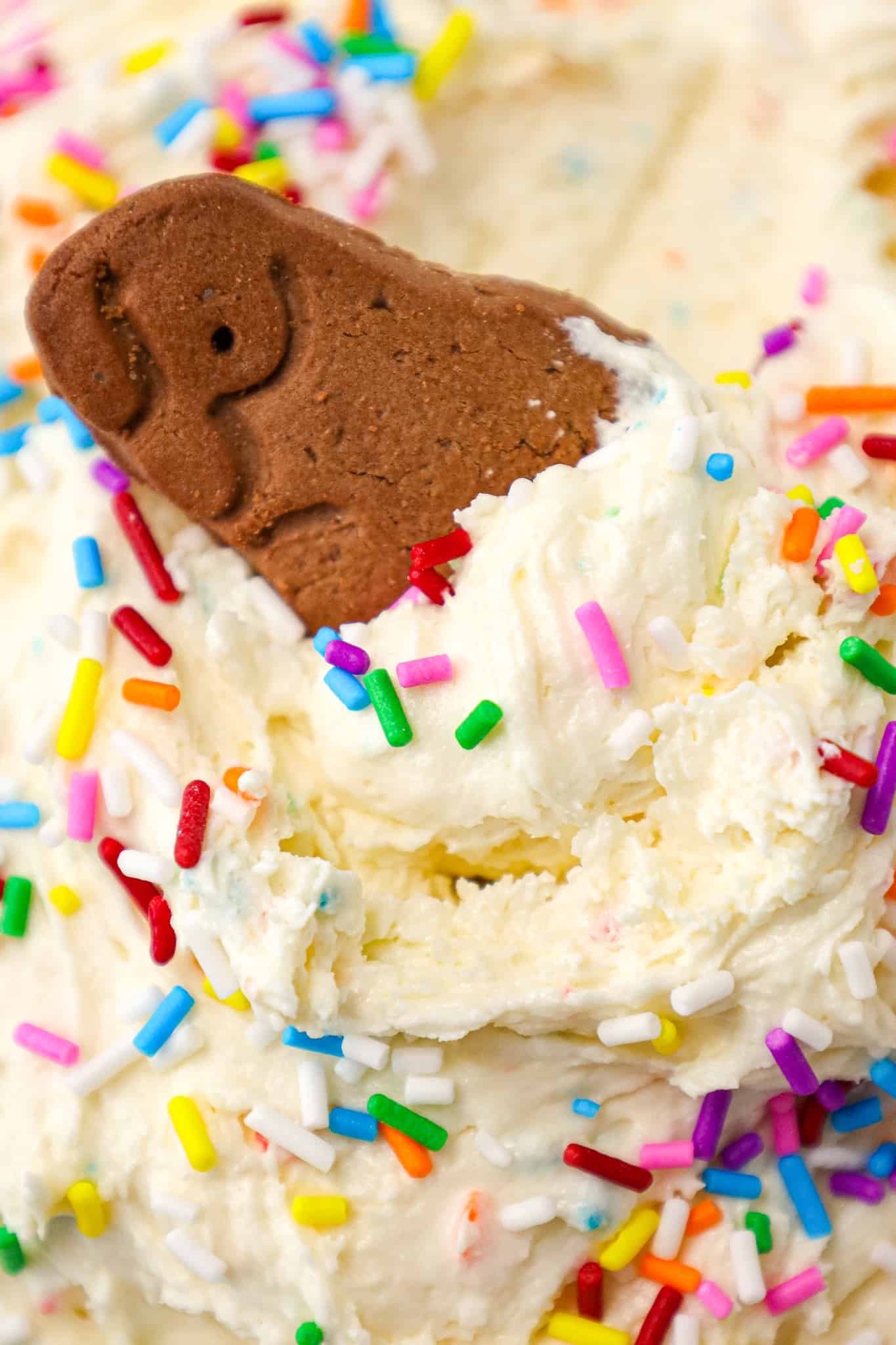 Dunkaroo Dip is a simple and delicious funfetti cake batter dip recipe that will remind you of the childhood treat.