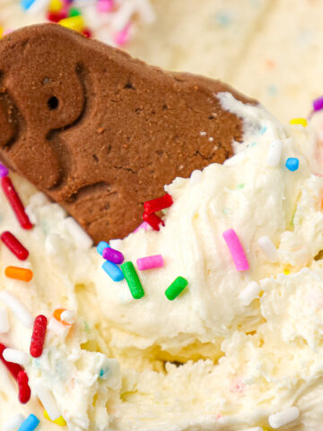 Dunkaroo Dip is a simple and delicious funfetti cake batter dip recipe that will remind you of the childhood treat.