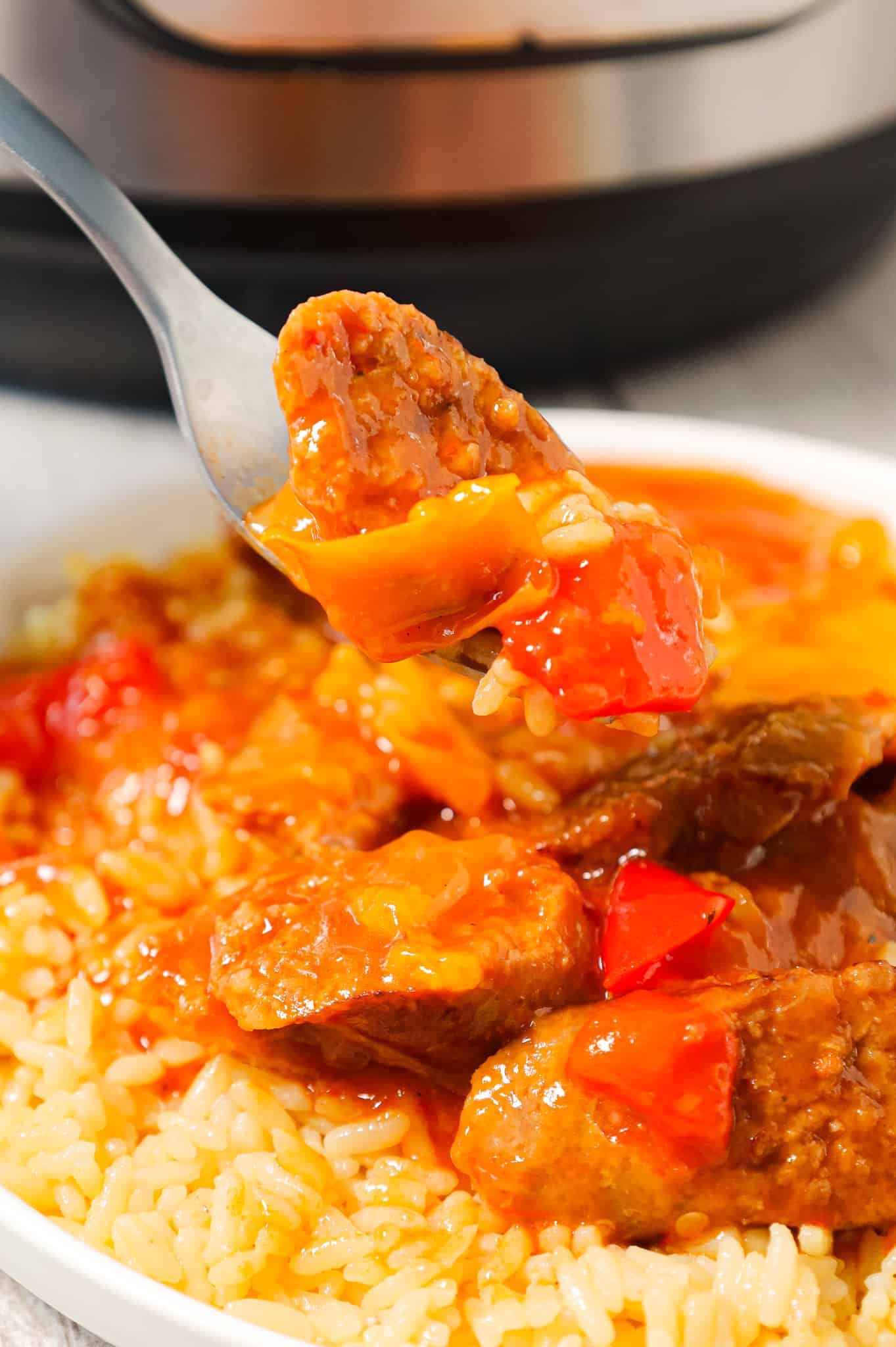 Instant Pot Sausage and Peppers is a delicious dinner recipe loaded with sliced Italian sausages, sweet bell peppers and onions all cooked in a sweet and spicy tomato sauce.