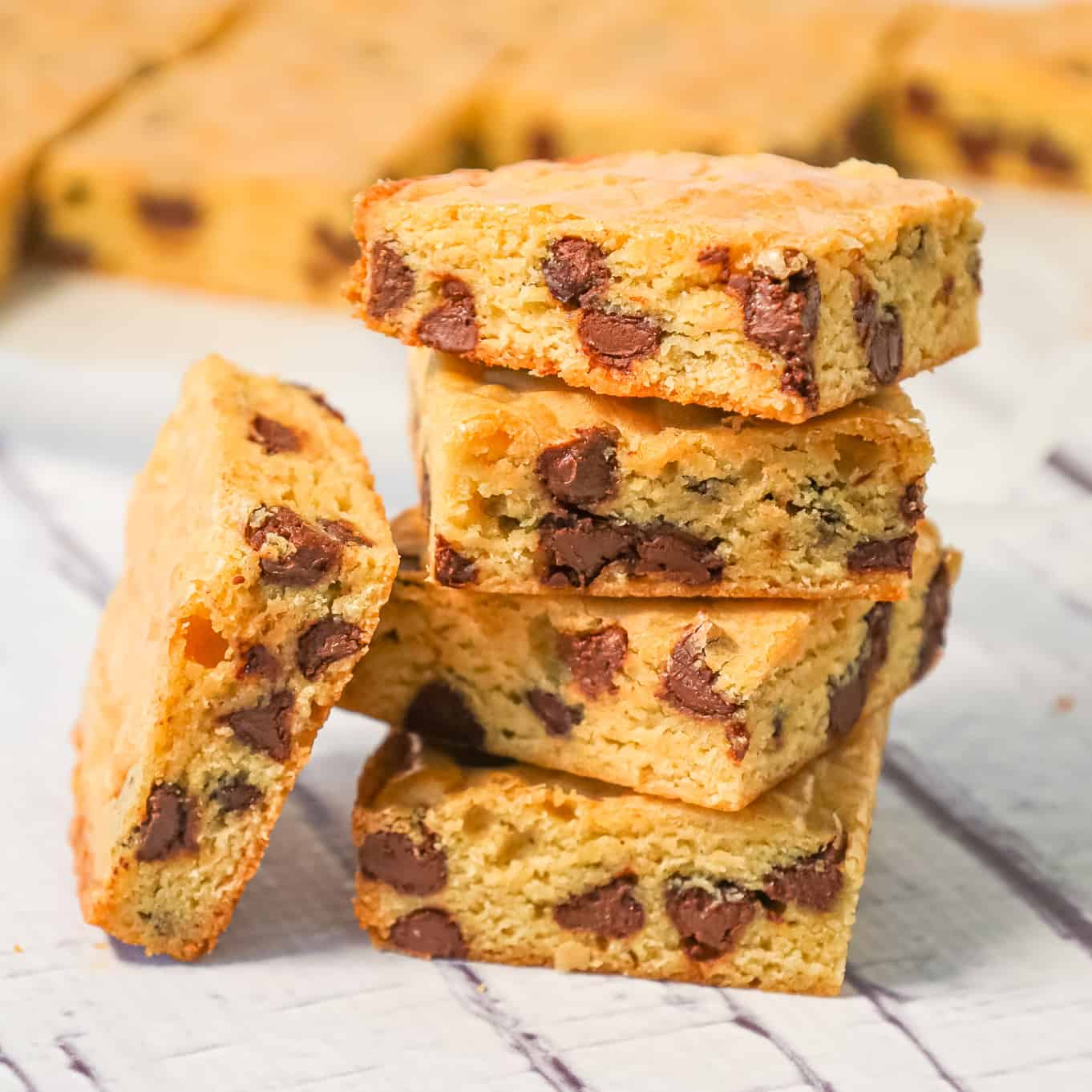 Chocolate Chip Brownies are delicious chewy blonde brownies loaded with semi sweet chocolate chips.