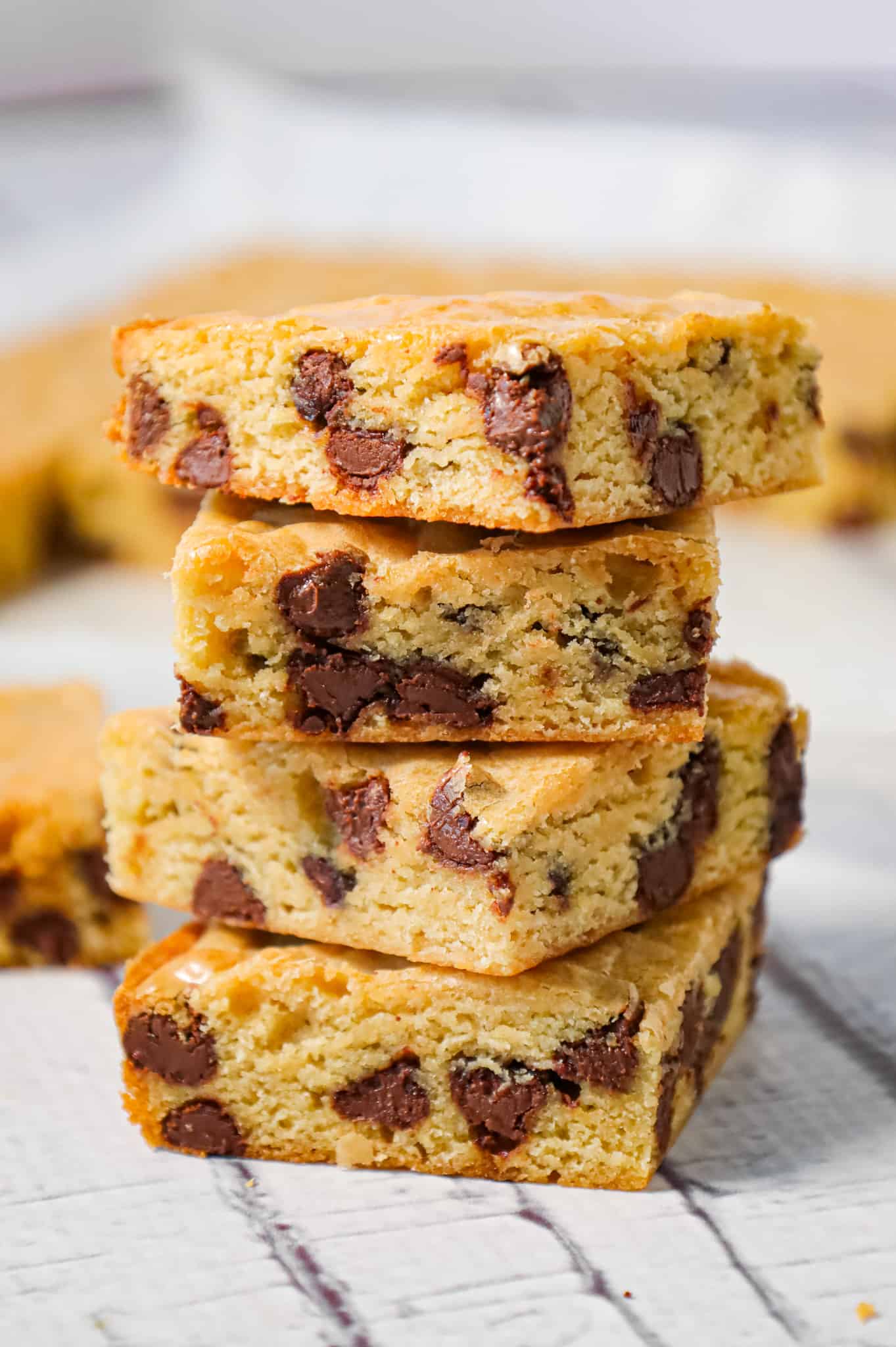 Chocolate Chip Brownies are delicious chewy blonde brownies loaded with semi sweet chocolate chips.