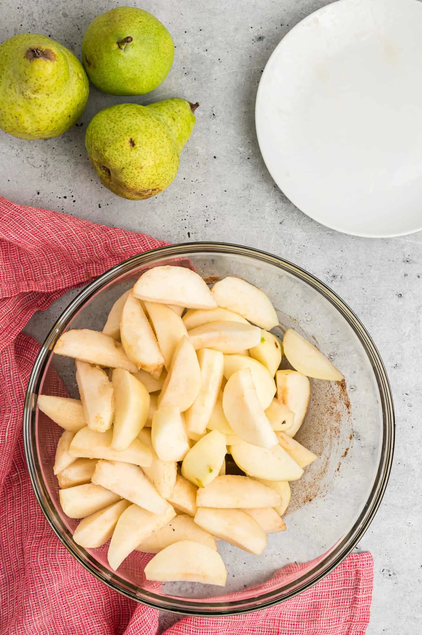 pear slices in a bowl