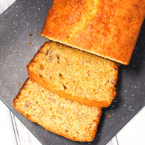 4 Ingredient Banana Bread is an easy banana bread recipe using butter, ripe bananas, eggs and boxed yellow cake mix.