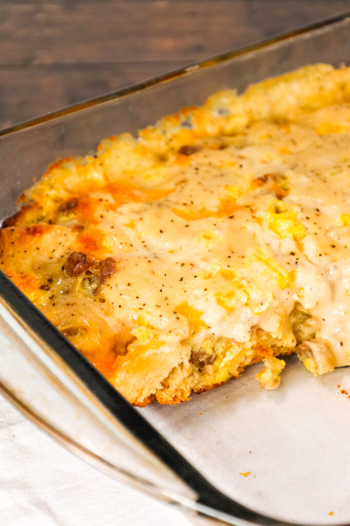 Biscuit and Gravy Casserole THIS IS NOT DIET FOOD