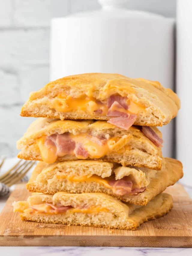How to Make Ham and Cheese Hot Pockets THIS IS NOT DIET FOOD