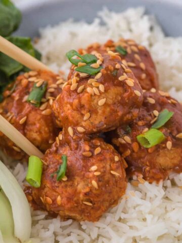 Korean Meatballs are delicious turkey meatballs with a sweet and spicy glaze.