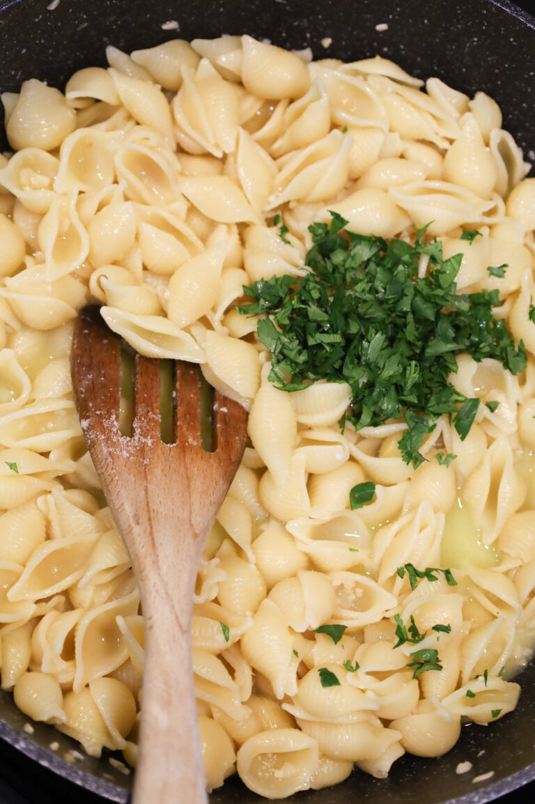 Lemon Garlic Pasta THIS IS NOT DIET FOOD