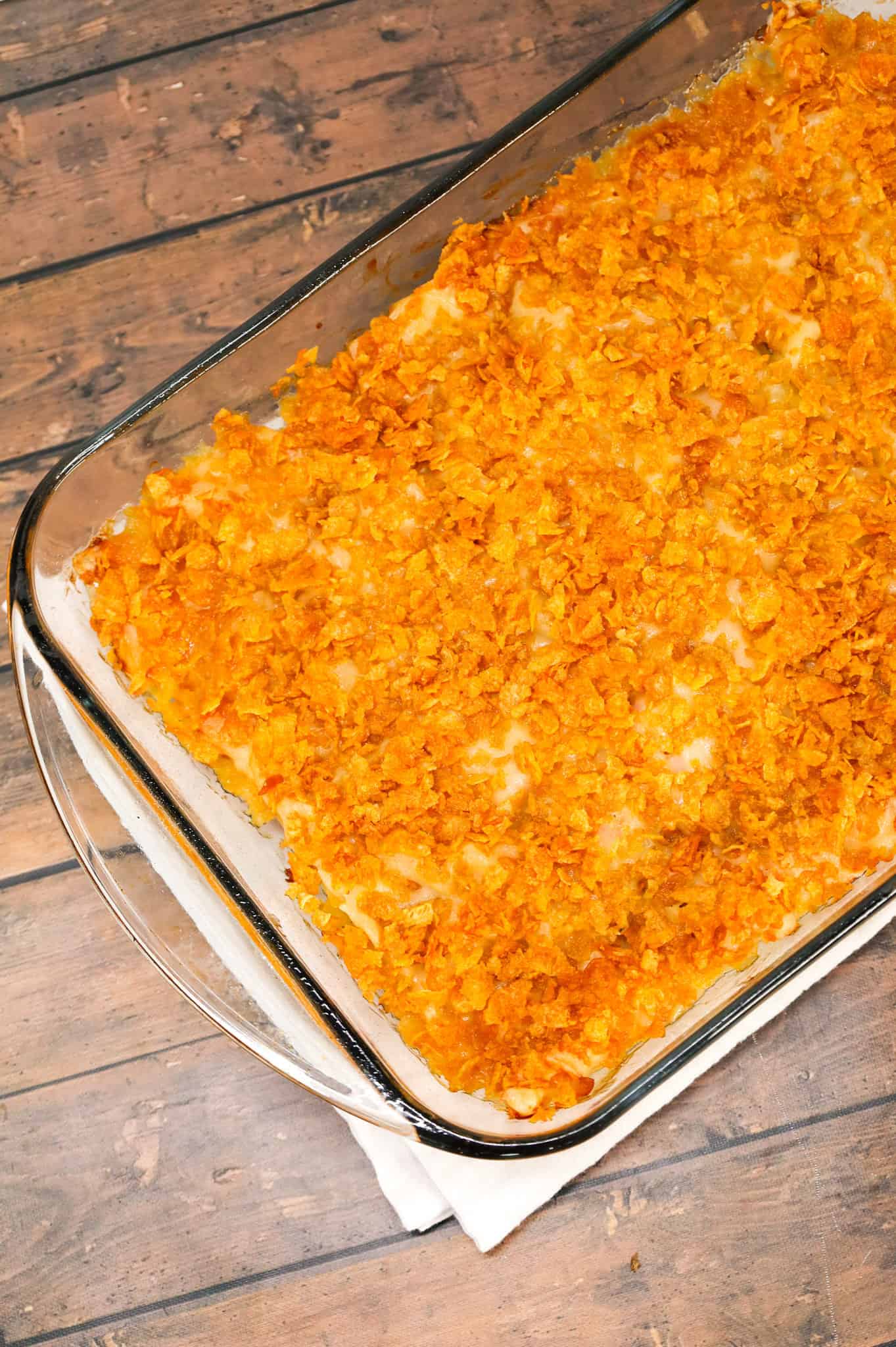 Chicken Cordon Bleu Casserole is an easy casserole recipe loaded with egg noodles, chopped  ham, shredded chicken, cream of chicken soup and topped with Swiss cheese and crumbled cornflakes.