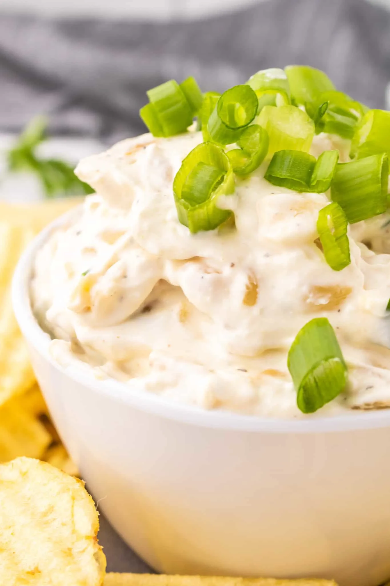 French Onion Dip is a creamy mayo and sour cream based dip loaded with caramelized onions and seasoned with garlic, salt and pepper.