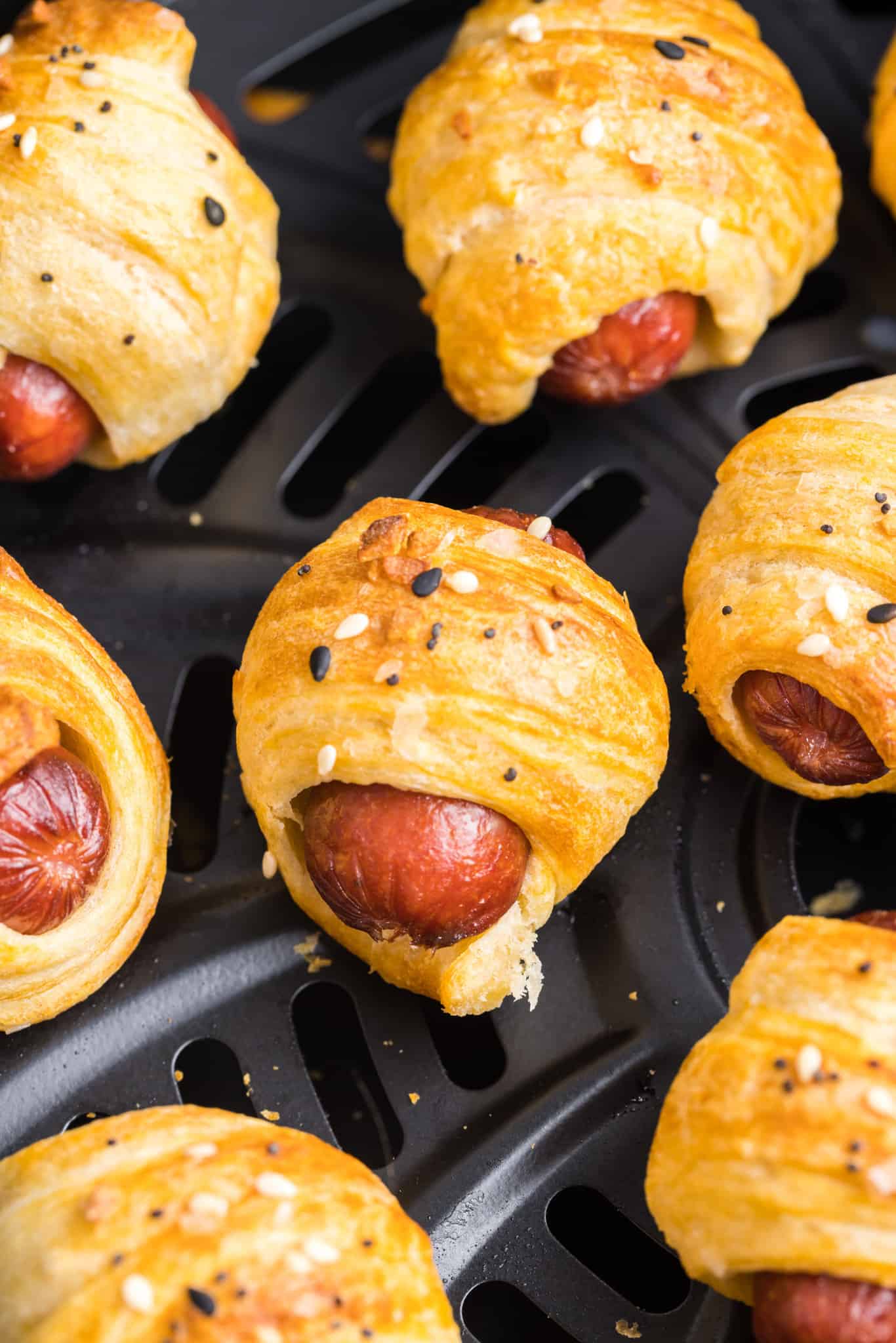 Air Fryer Pigs in a Blanket are the perfect party snack or kid friendly dinner using cocktail sausages, Pillsbury crescent dough and everything bagel seasoning.