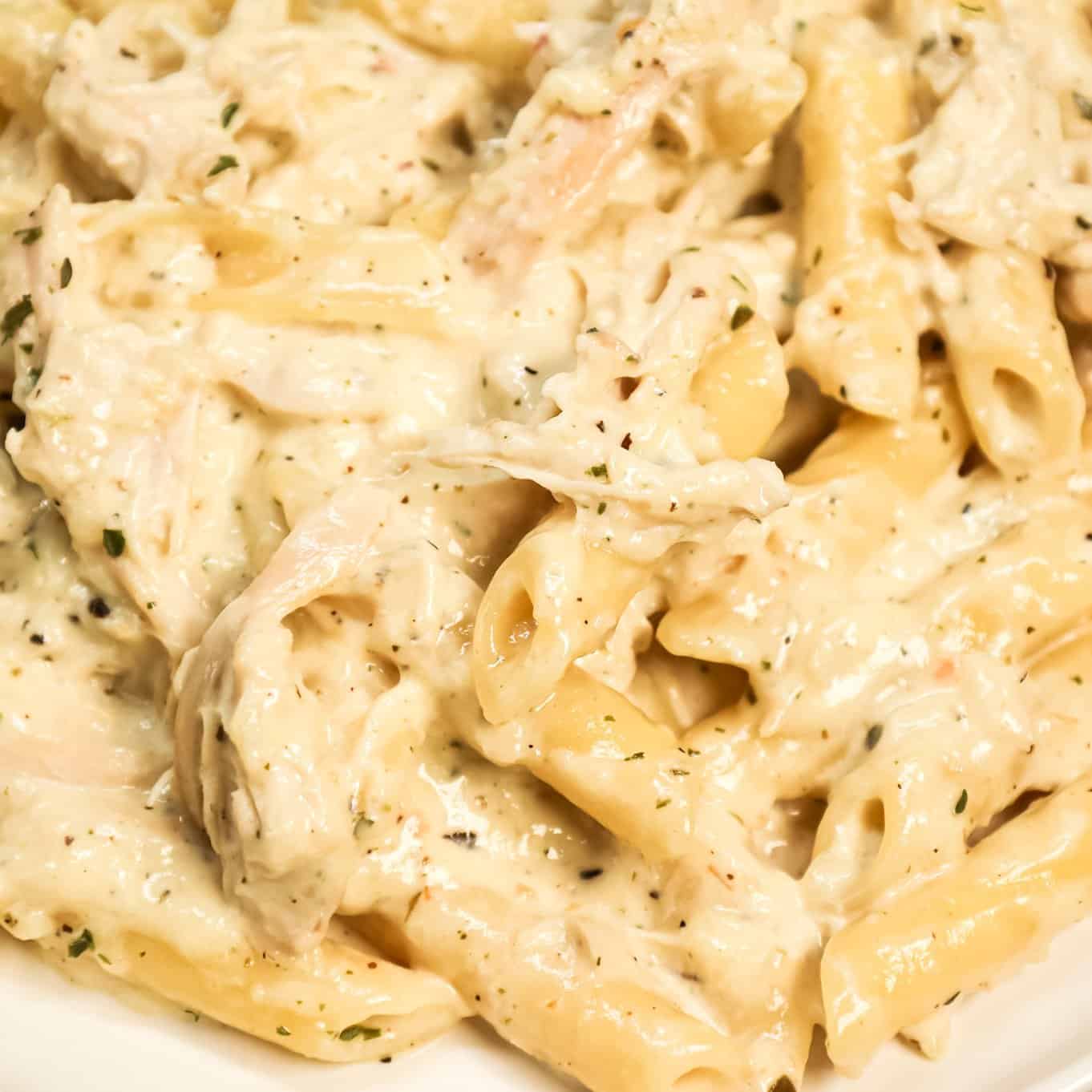 Chicken Alfredo Penne THIS IS NOT DIET FOOD chicken-alfredo-penne-this-is-not-diet-food