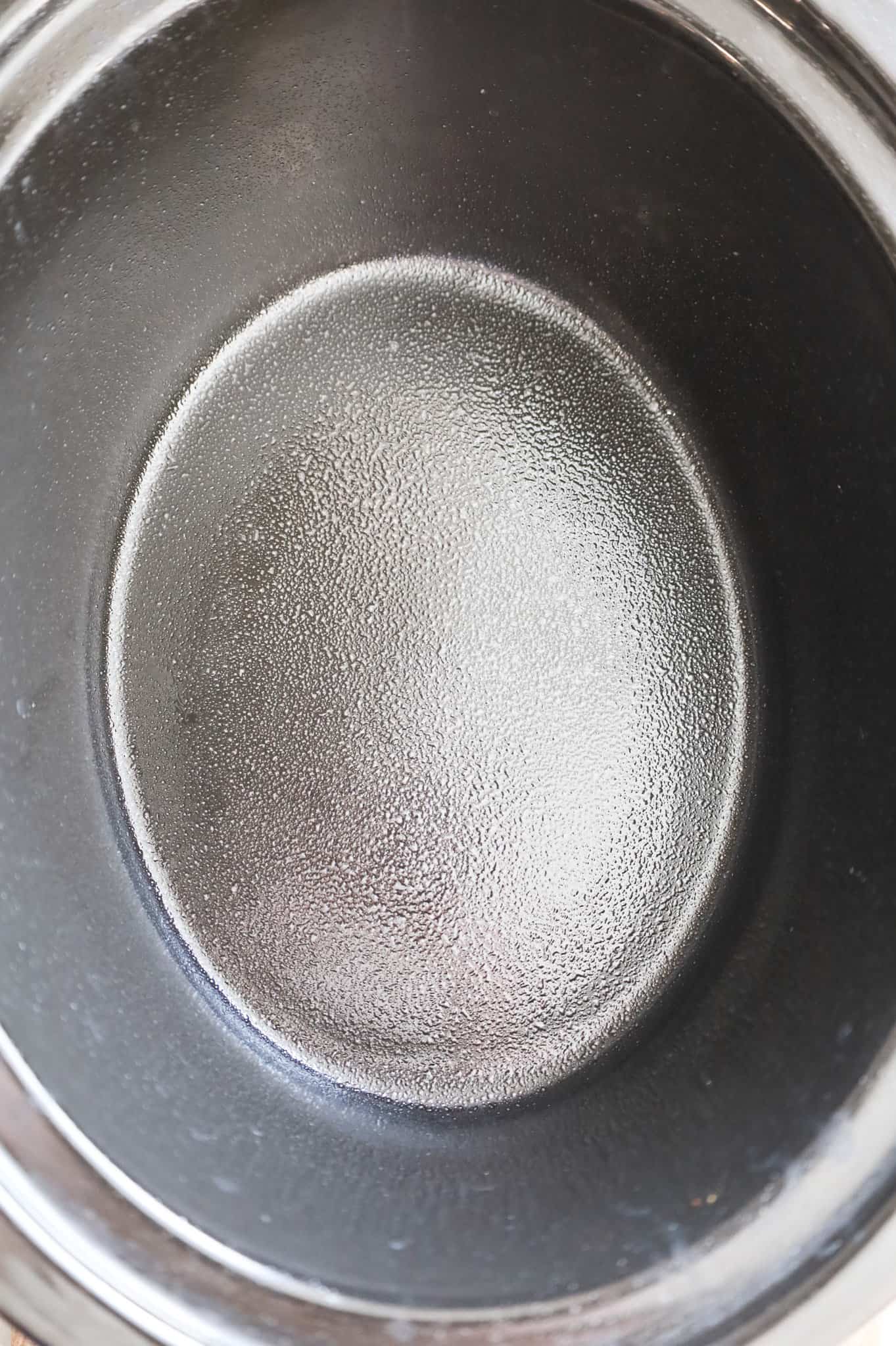 crock pot sprayed with cooking spray