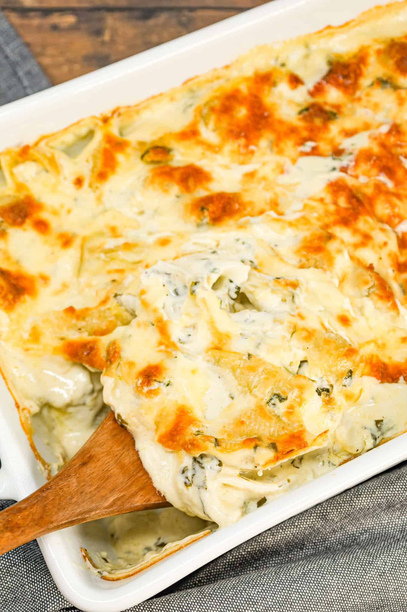 Spinach Artichoke Pasta Bake is a creamy baked pasta recipe loaded with cream cheese, chopped artichoke hearts, chopped spinach, parmesan and mozzarella.