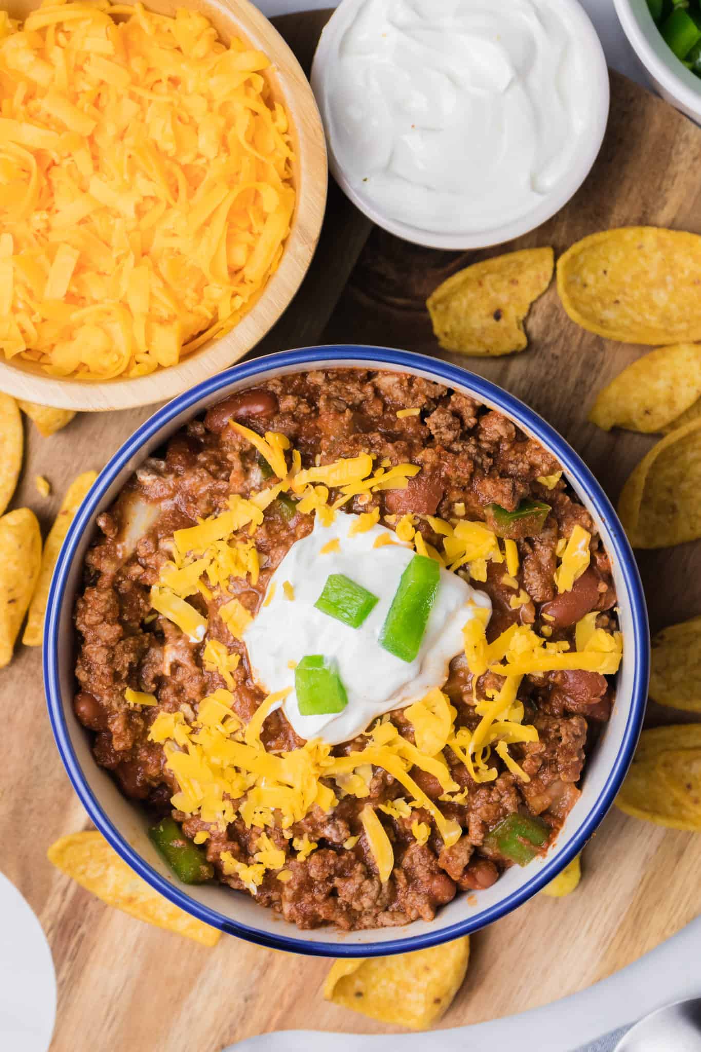 Crock Pot Chili is a hearty slow cooker ground beef chili recipe loaded with onions, bell peppers and kidney beans.