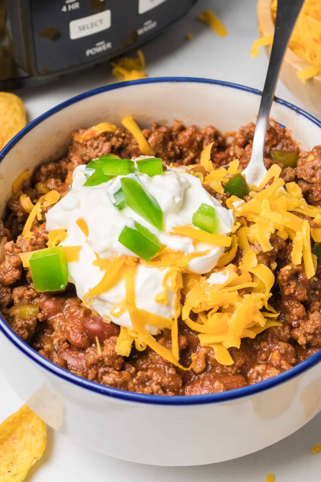 Crock Pot Chili is a hearty slow cooker ground beef chili recipe loaded with onions, bell peppers and kidney beans.