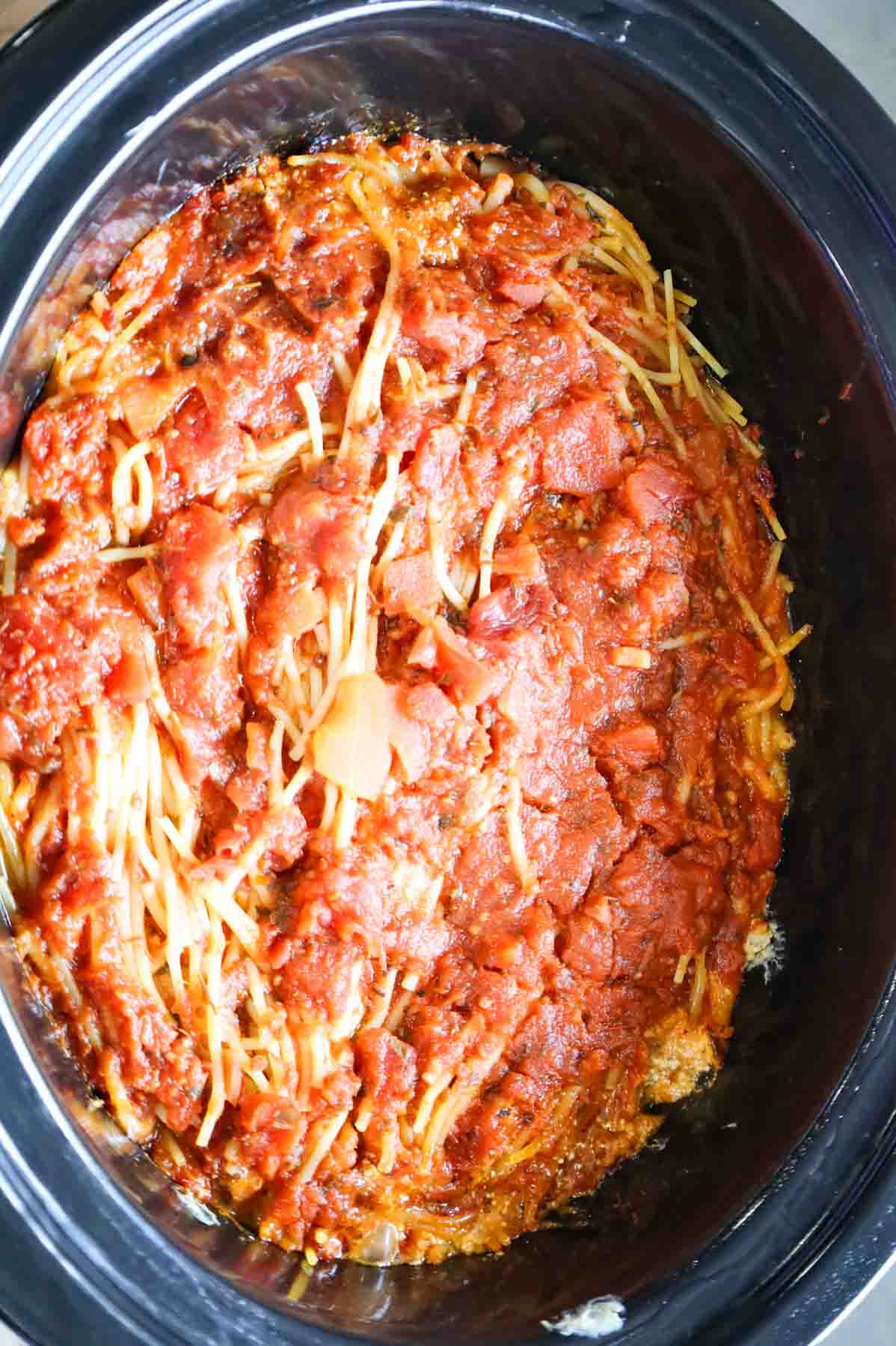 spaghetti in a crock pot after cooking
