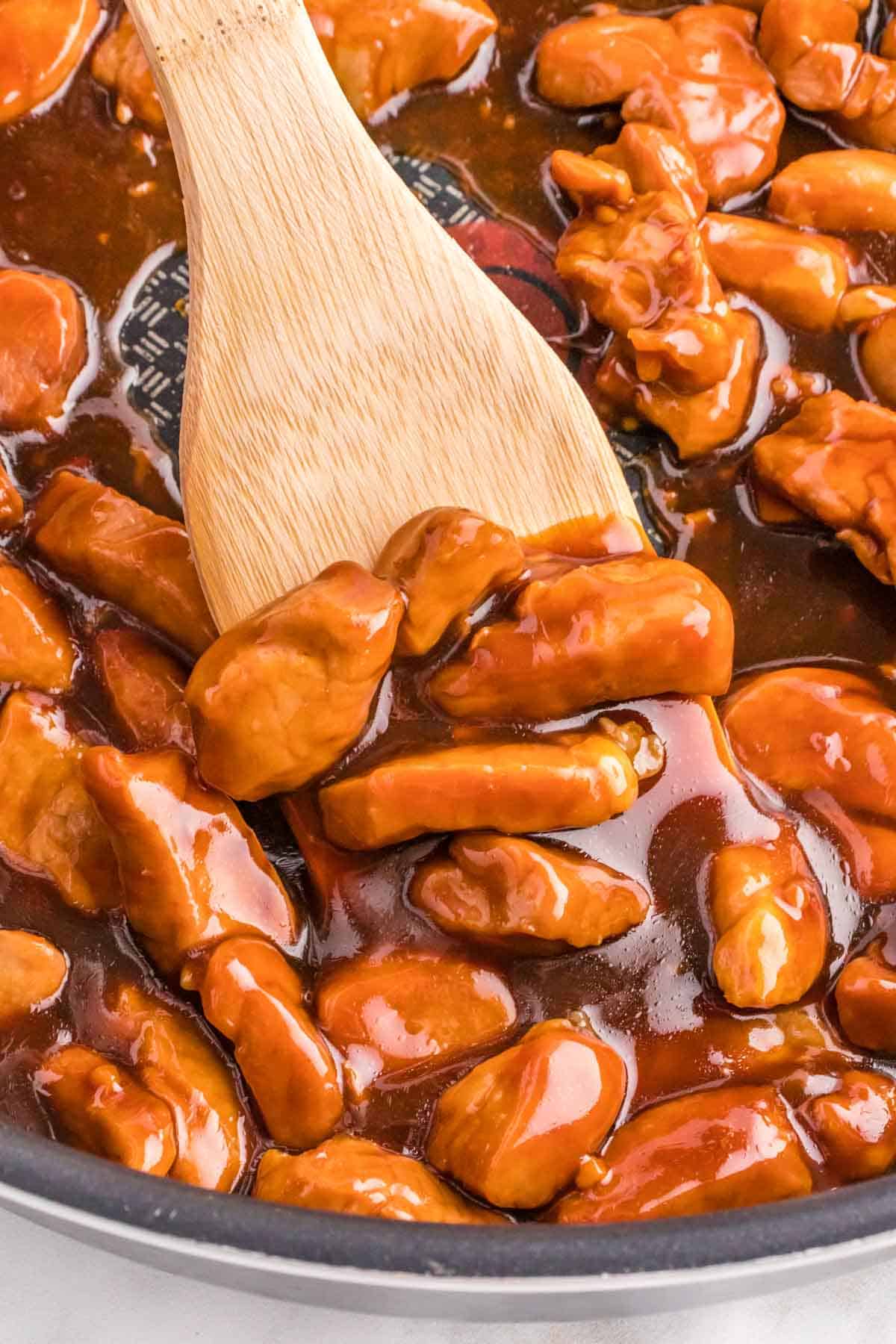 Mongolian Pork is a flavourful pork dish made with bite sized pieces of pork tenderloin cooked in a sweet and savoury sauce made with soy sauce, brown sugar, hoisin sauce, garlic and ginger.