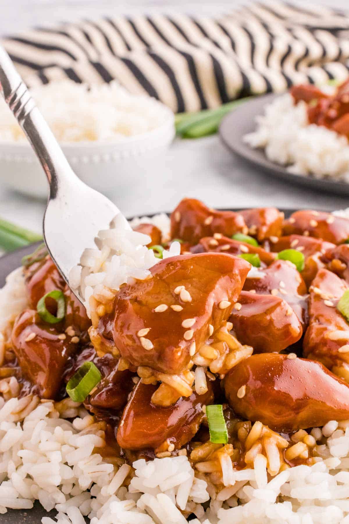 Mongolian Pork is a flavourful pork dish made with bite sized pieces of pork tenderloin cooked in a sweet and savoury sauce made with soy sauce, brown sugar, hoisin sauce, garlic and ginger.