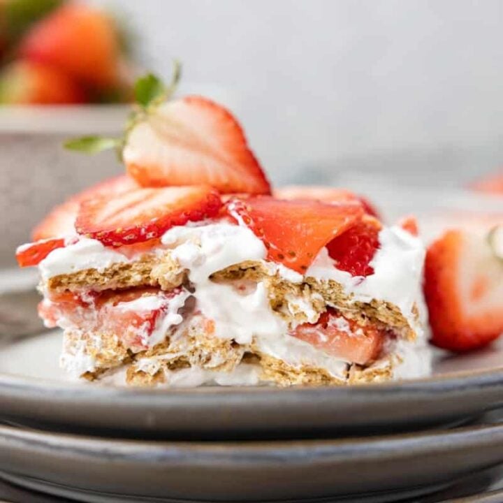 Strawberry Icebox Cake is a 3 ingredient no bake dessert recipe made with graham crackers, Cool Whip and fresh strawberries.