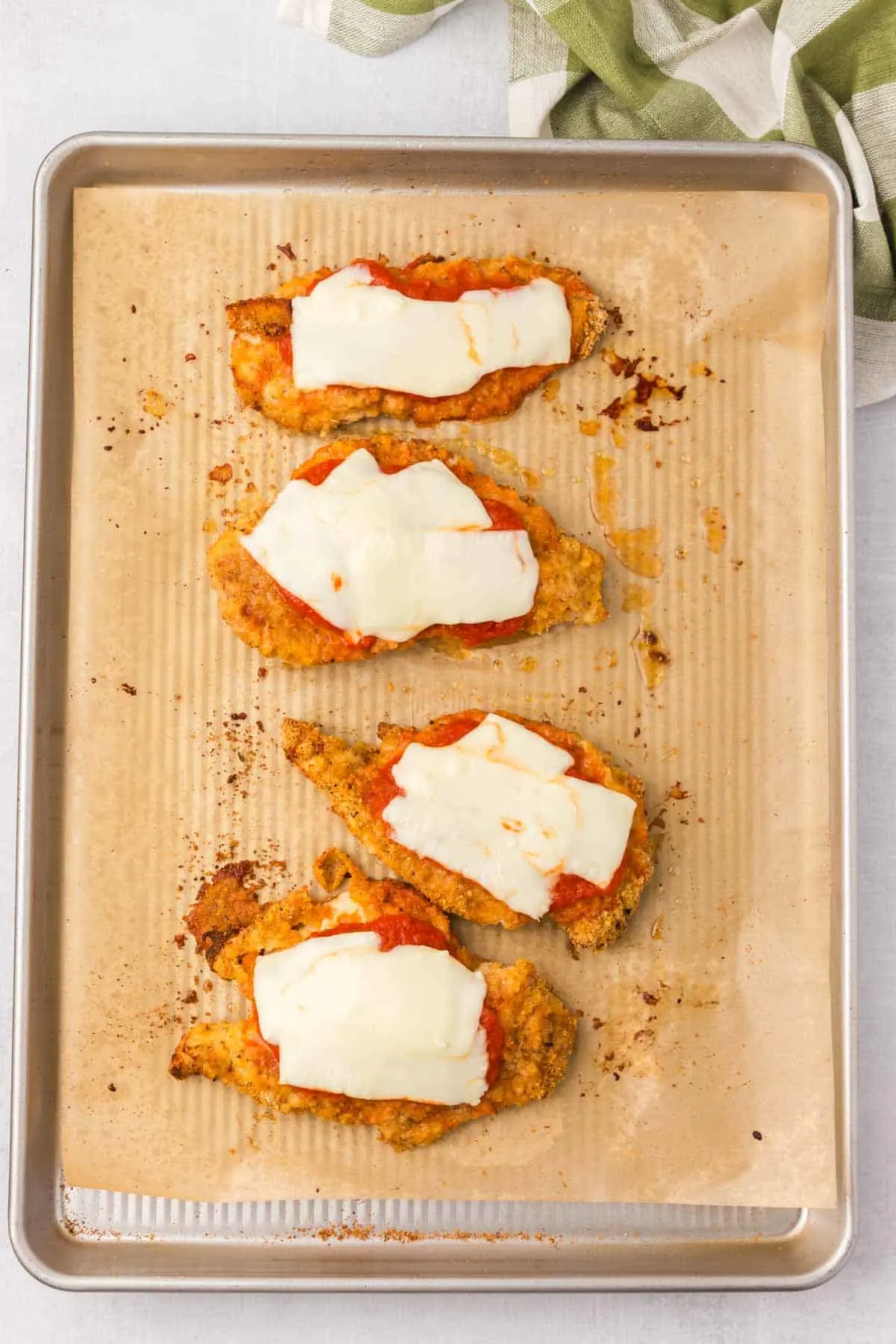 chicken breasts with marinara and mozzarella baked on top