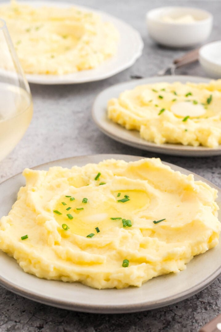 Sour Cream and Chive Mashed Potatoes THIS IS NOT DIET FOOD