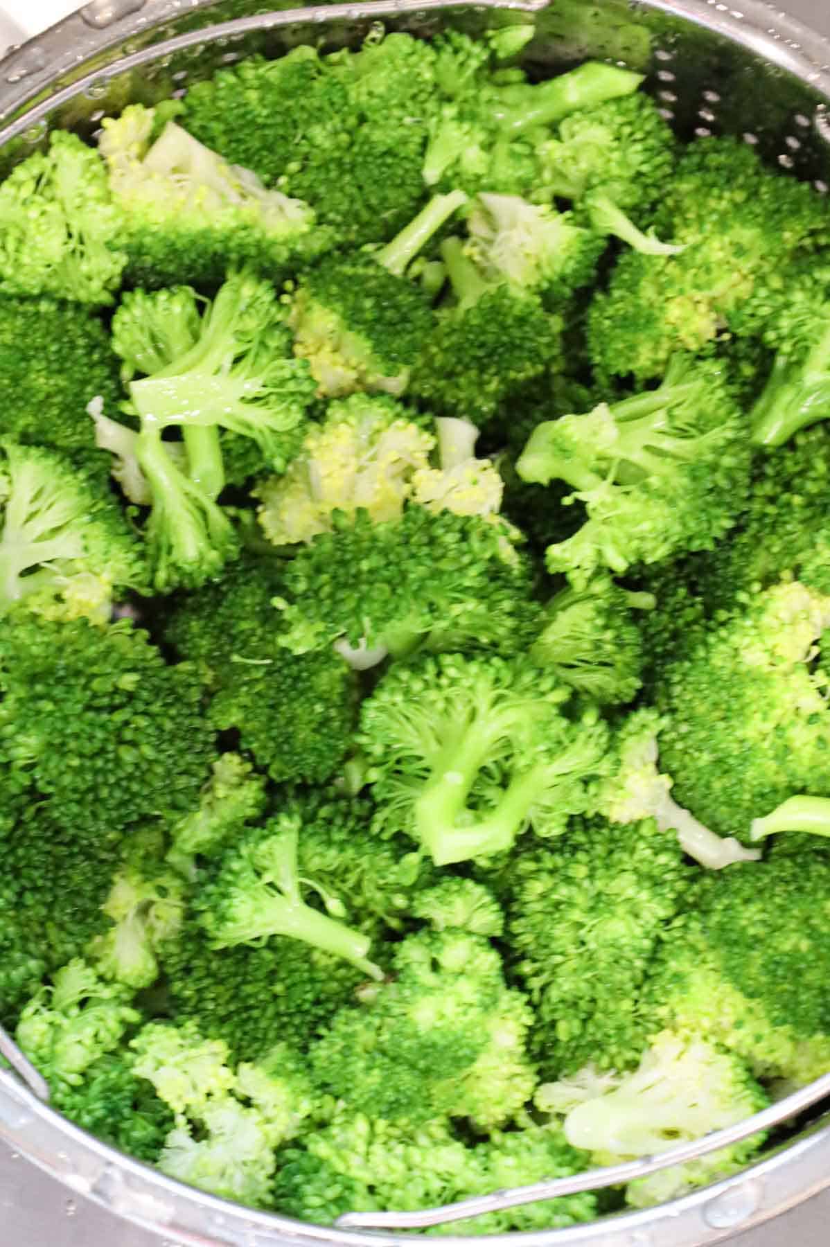 blanched broccoli after draining