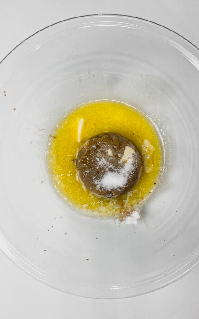salt, melted butter, vanilla extract and brown sugar in a mixing bowl