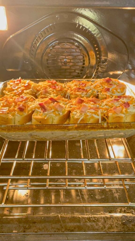 cheesy Texas toast garlic bread on top of dump and bake alfredo in the oven